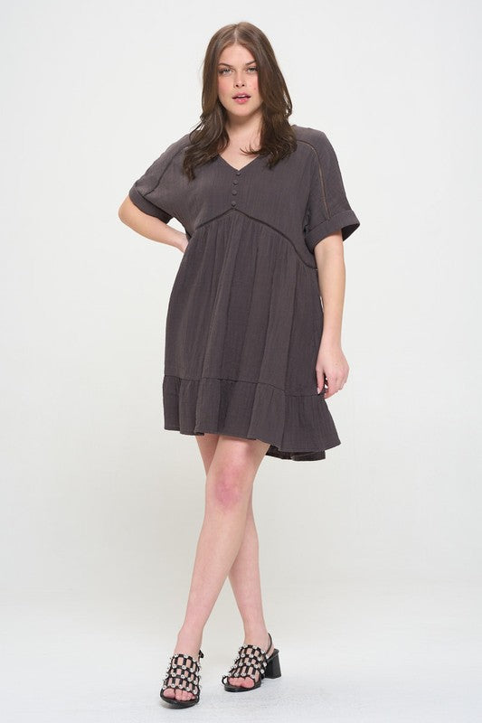 TEXTURED SHORT SLV BUTTON DOWN V-NECK SHORT DRESS